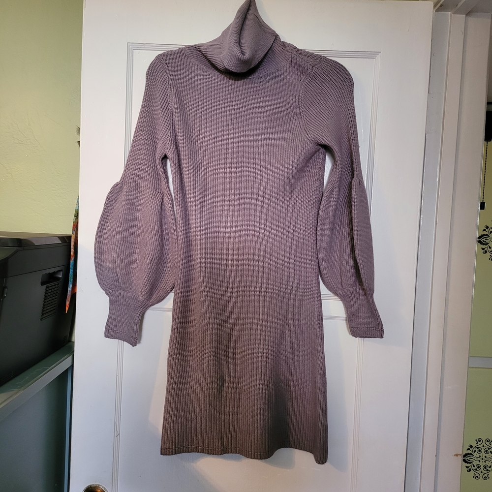 Stellah Ribbed Knit Sweater in Gray